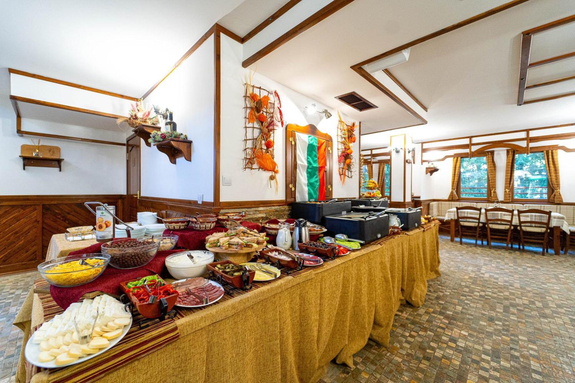 Mpm Family Hotel Merryan Pamporovo Bagian luar foto